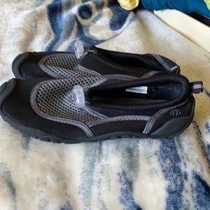 Champions gently used  boys water shoes 13/1